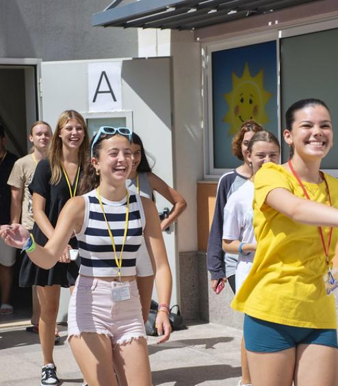 Escuela para Jóvenes Escuela para Jóvenes